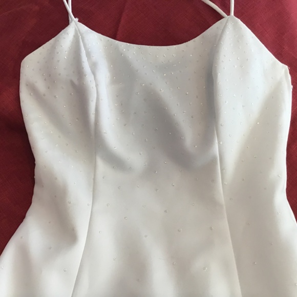 Jump Apparel White Empire Waist Floor Length Formal Dress/Gown - Picture 5 of 11